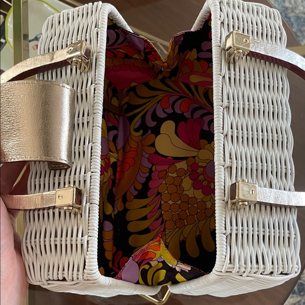 Kate Spade White Wicker Handbag with Gold Accents - Picture 5 of 8